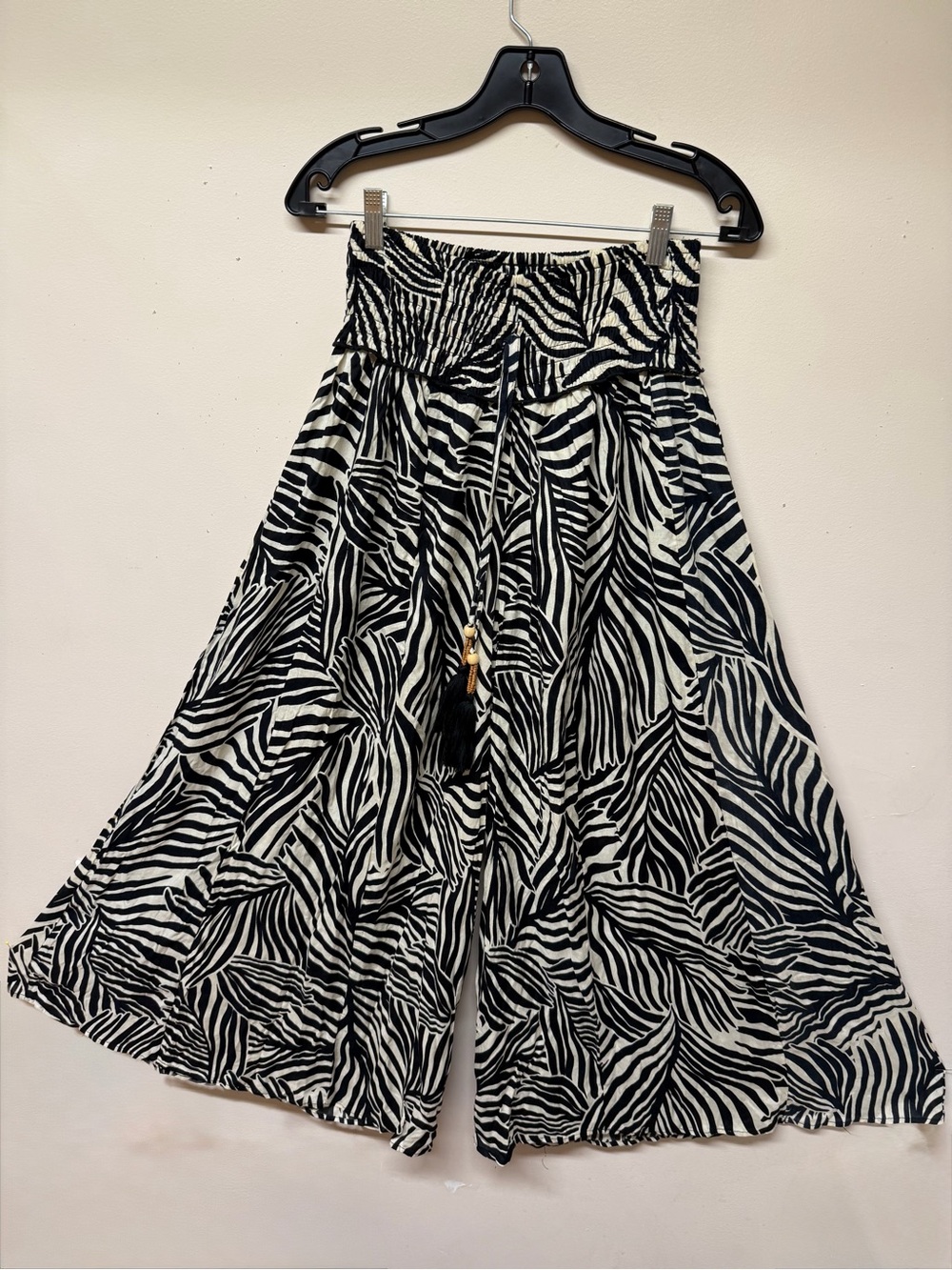 TRUE DESTINATIONS Black & White Zebra ABSTRACT PALAZZO LIGHTWEIGHT PANTS Sz M
